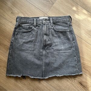 Everlane Black Gray Mini Denim Raw Hem Skirt size 26 waist
